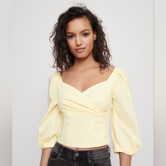 Dynamite yellow blouse with lantern sleeves  and sweetheart neckline in sz XS - Picture 1 of 7